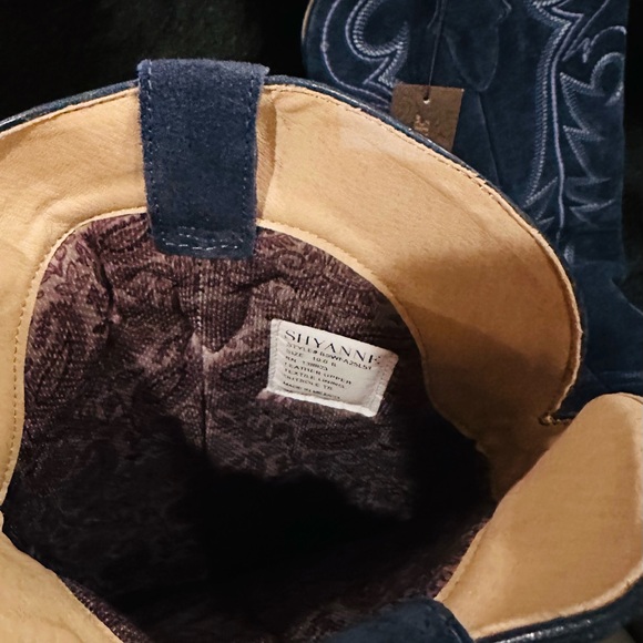 Shyanne NWT Navy and Tan Women size 10 Cowboy Boots - Picture 5 of 7